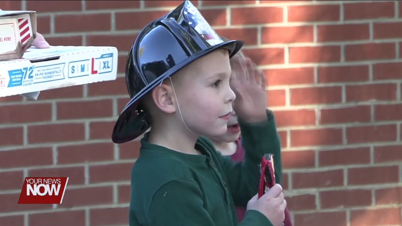 Shawnee Twp. Fire Dept. and Domino's help promote fire safety during pizza deliveries